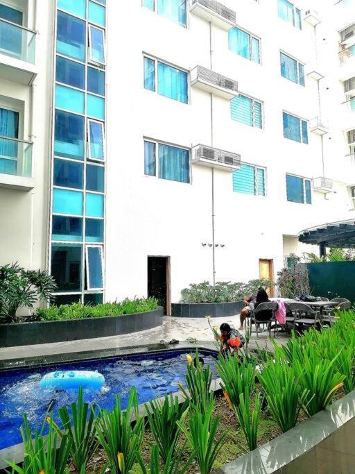 Studio Unit One Madison Megaworld Apartment